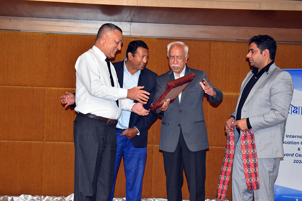 Seminar on Building Smart Campuses Concluded